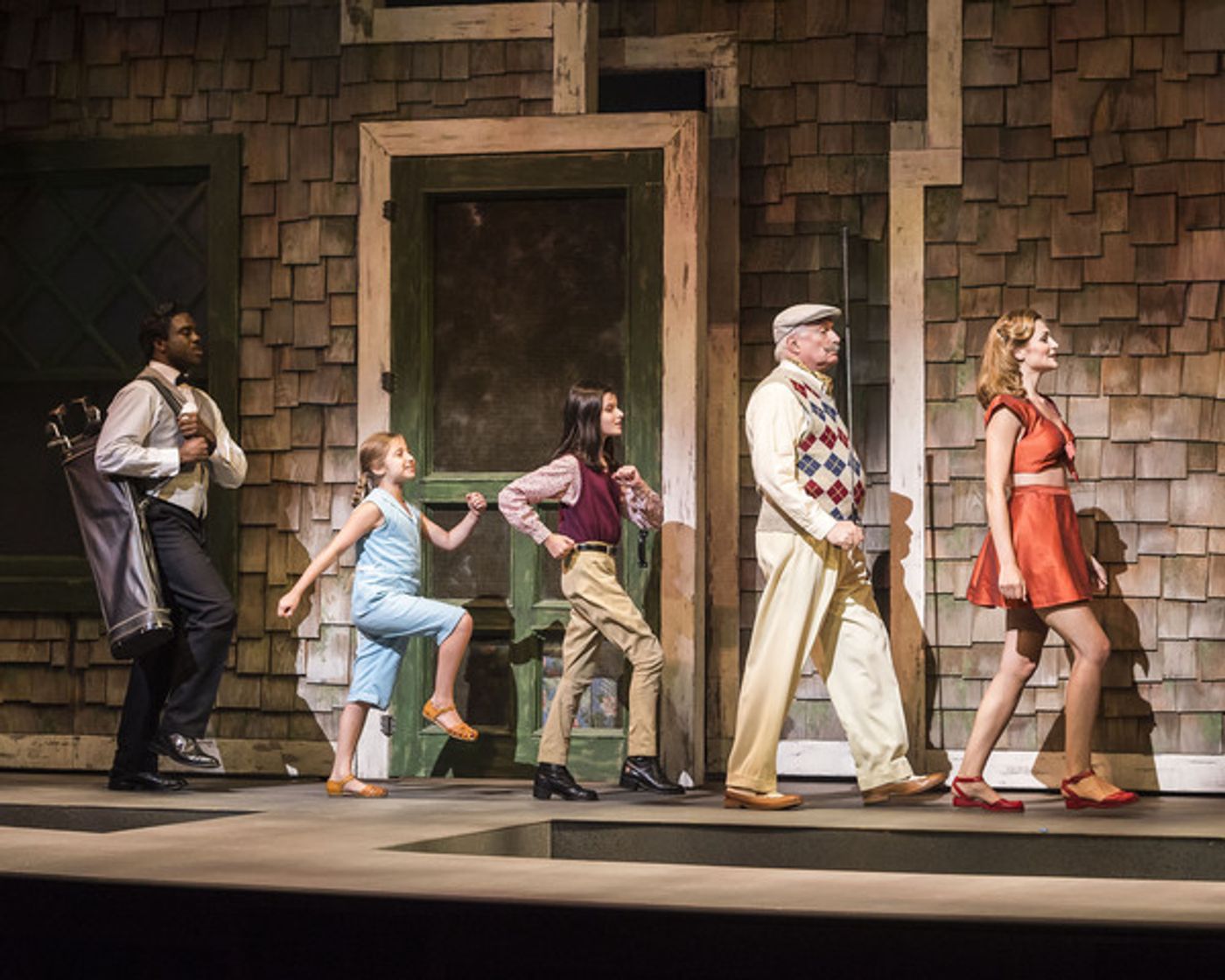 Photo Flash: First Look at Betty Buckley and Rachel York in GREY GARDENS at the Ahmanson  Image