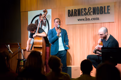 Leslie Odom Jr. Photo