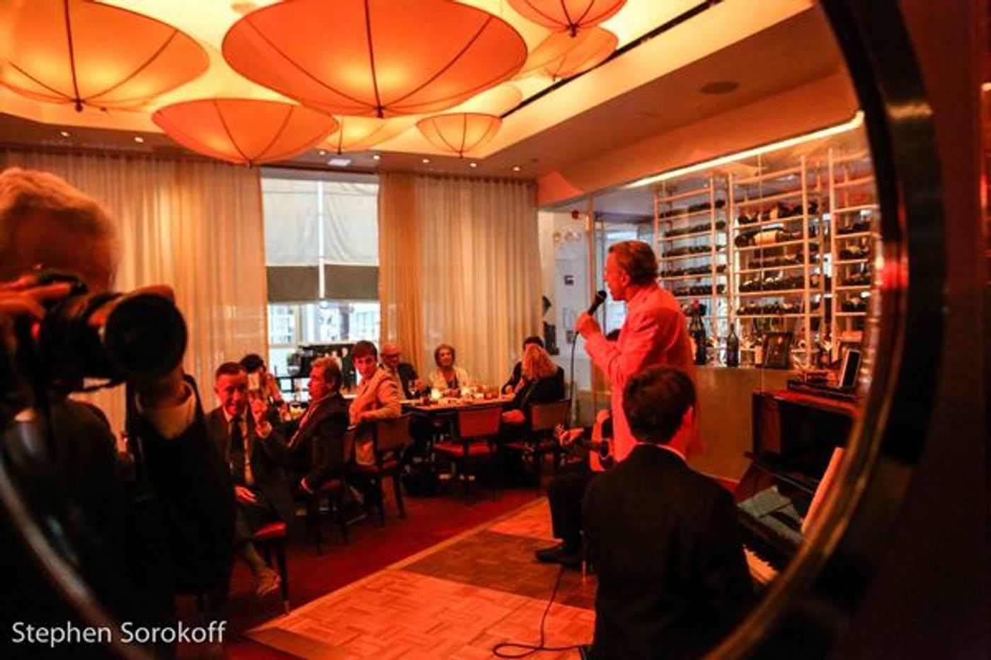 Photo Coverage: Bill Boggs Sings At Le Cirque's Musical Mondays  Image