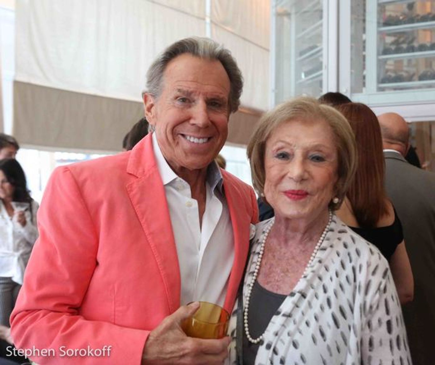 Photo Coverage: Bill Boggs Sings At Le Cirque's Musical Mondays Photo Coverage: Bill Boggs Sings At Le Cirque's Musical Mondays Image