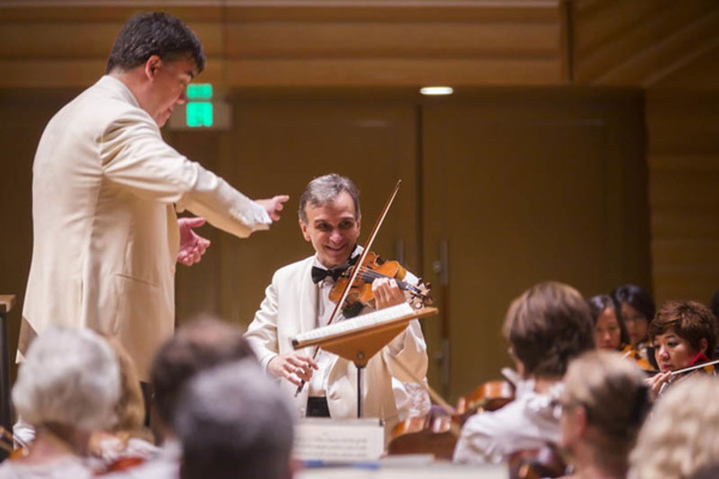 Photo Flash: First Look at New York Philharmonic Shanghai Residency Performance Conducted by Alan Gilbert Photo Flash: First Look at New York Philharmonic Shanghai Residency Performance Conducted by Alan Gilbert Image
