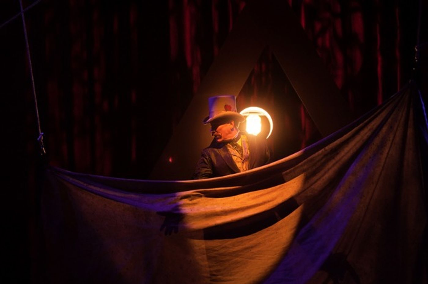 Photo Flash: They've Got Magic to Do- First Look at Broadway-Bound THE ILLUSIONISTS: TURN OF THE CENTURY  Image