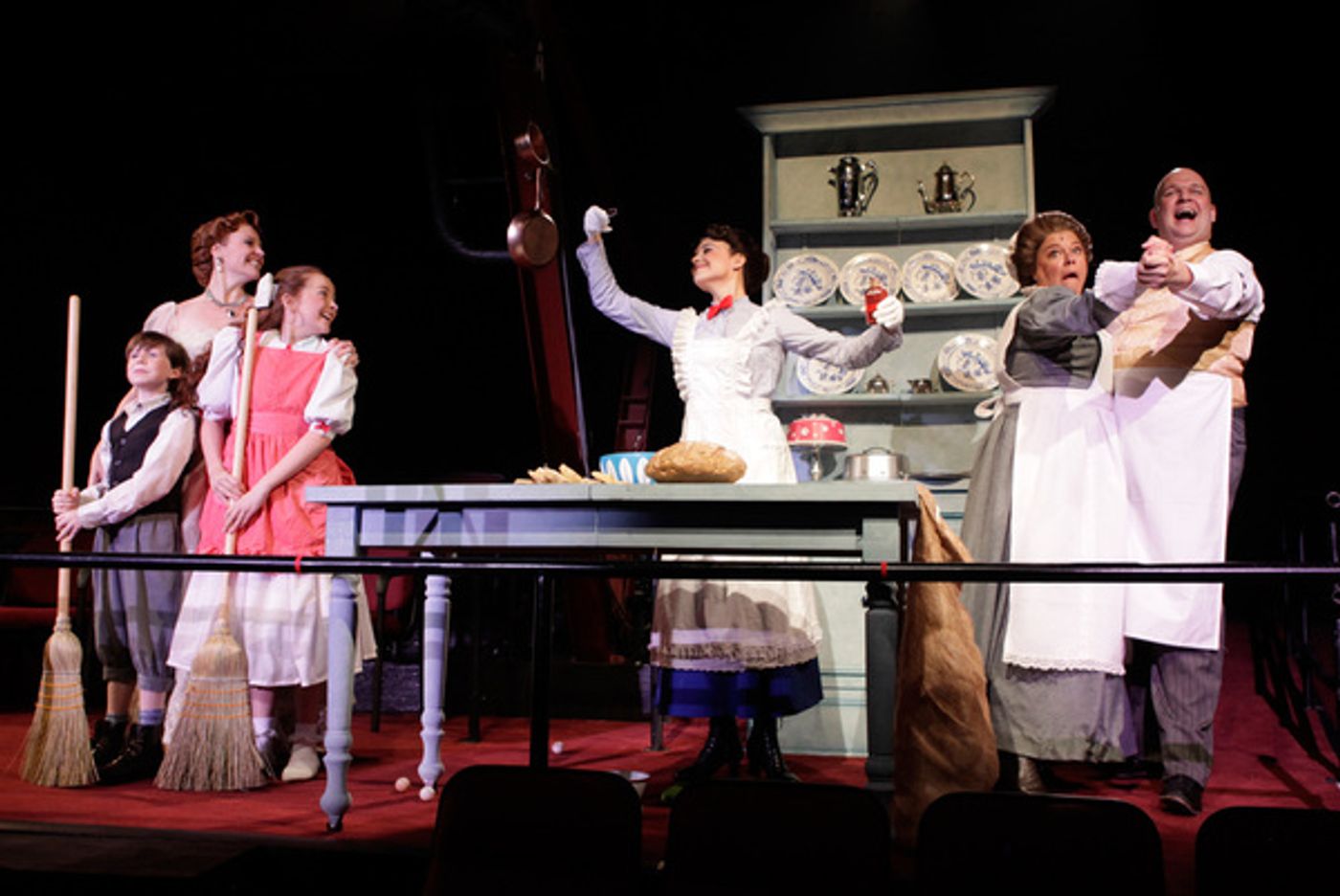 Photo Flash: First Look at North Shore Music Theatre's MARY POPPINS  Image