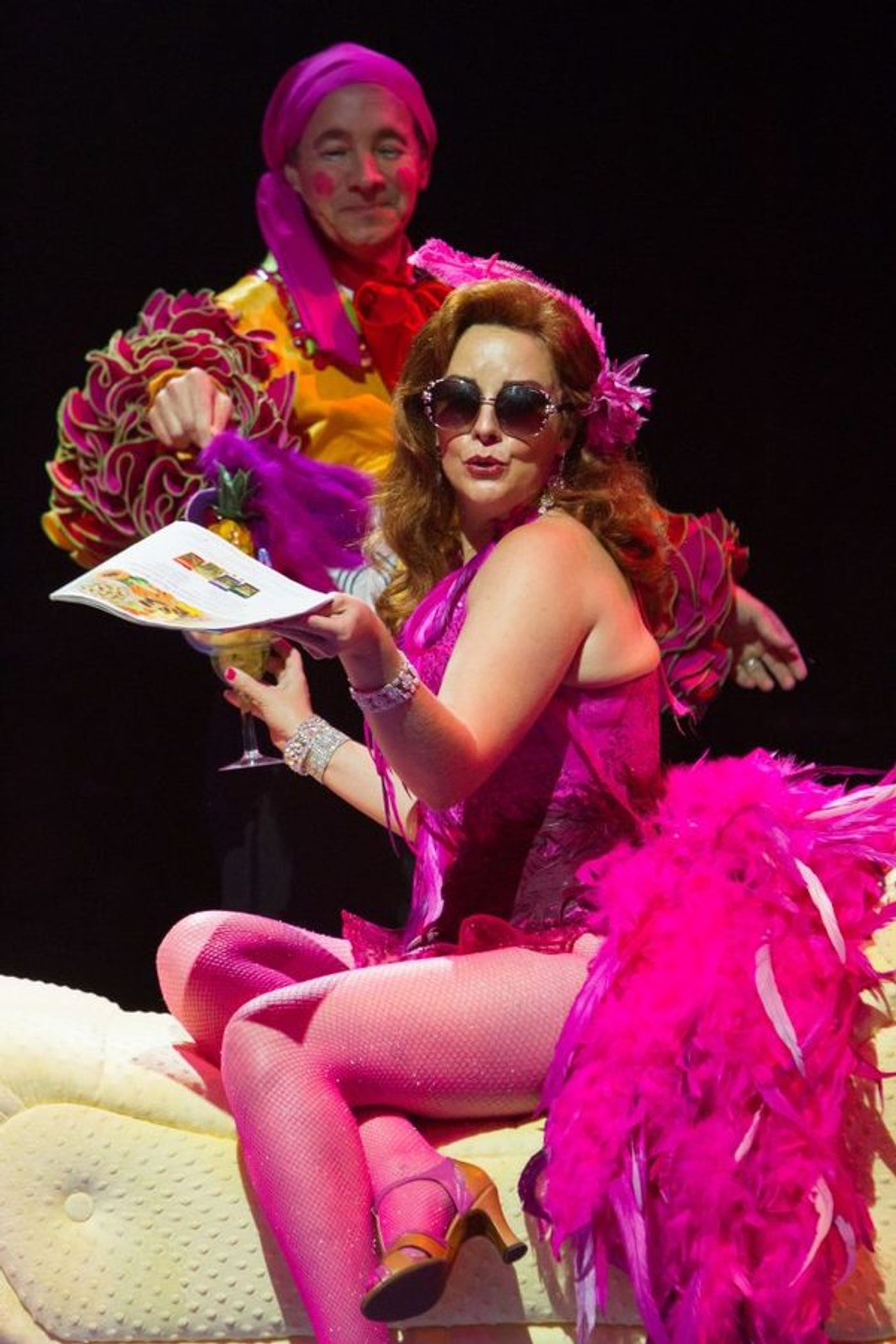 Photo Flash: First Look at Jason Graae, Sharon Wilkins, John Treacy Egan, Bets Malone and More in SEUSSICAL at Music Circus  Image