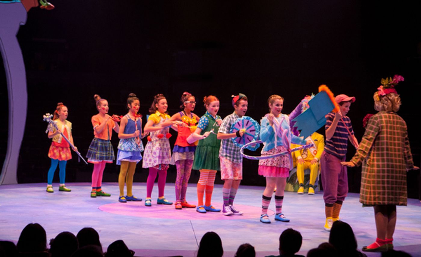 Photo Flash: First Look at Jason Graae, Sharon Wilkins, John Treacy Egan, Bets Malone and More in SEUSSICAL at Music Circus  Image