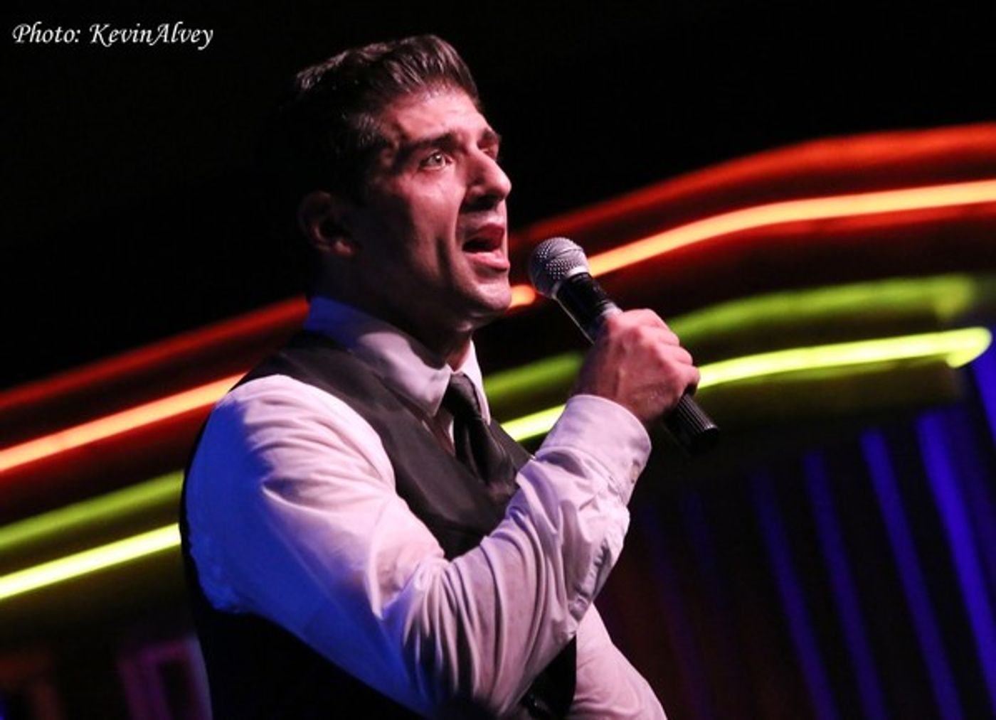 Photo Flash: Tony Yazbeck Celebrates THE FLOOR ABOVE ME Solo Album at Birdland  Image