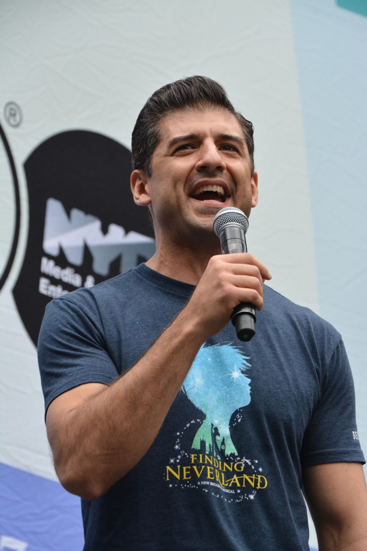 Photo Coverage: Casts of MOTOWN, CHICAGO & More Return to Broadway in Bryant Park!  Image