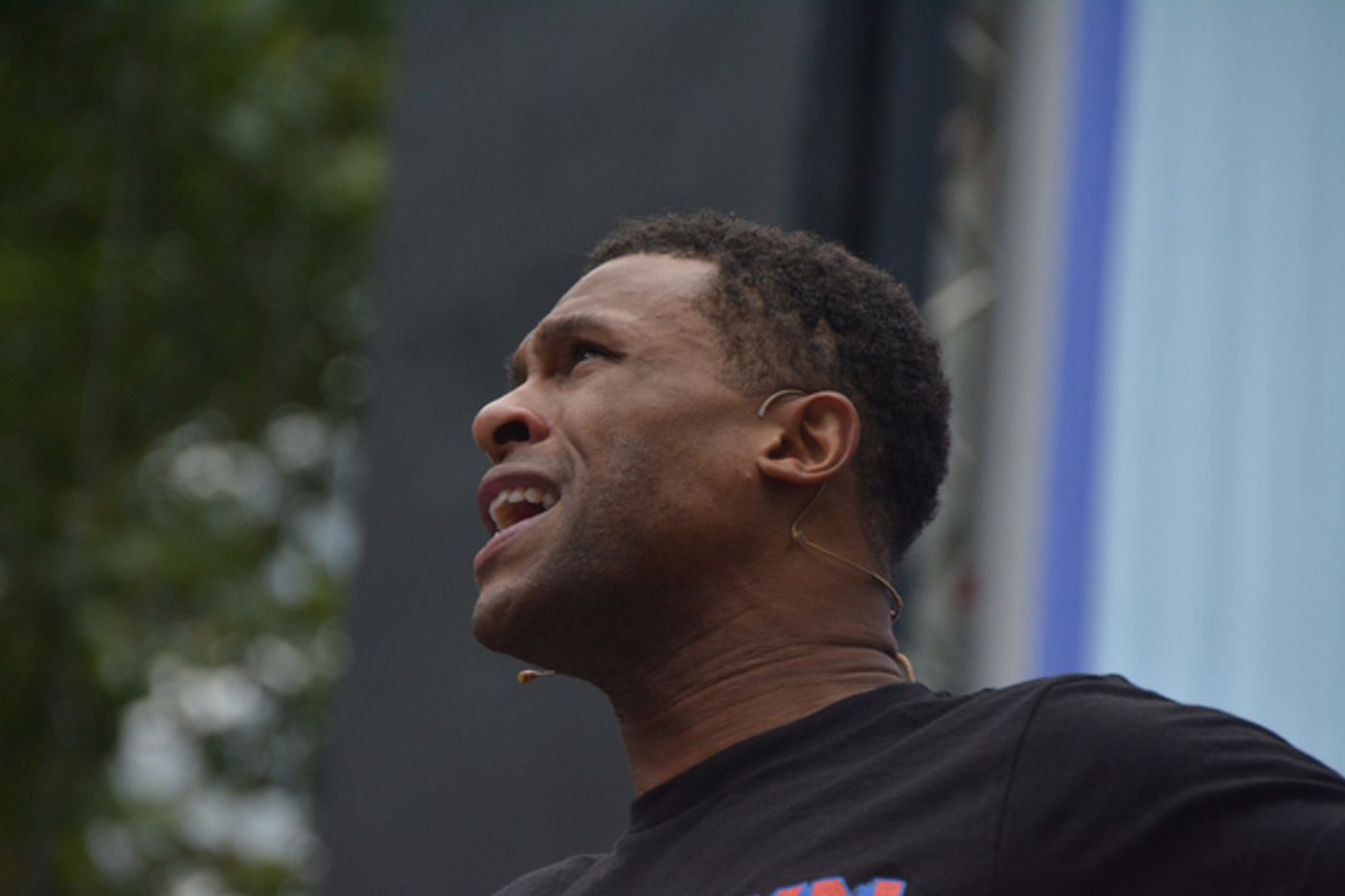 Photo Coverage: Casts of MOTOWN, CHICAGO & More Return to Broadway in Bryant Park!  Image