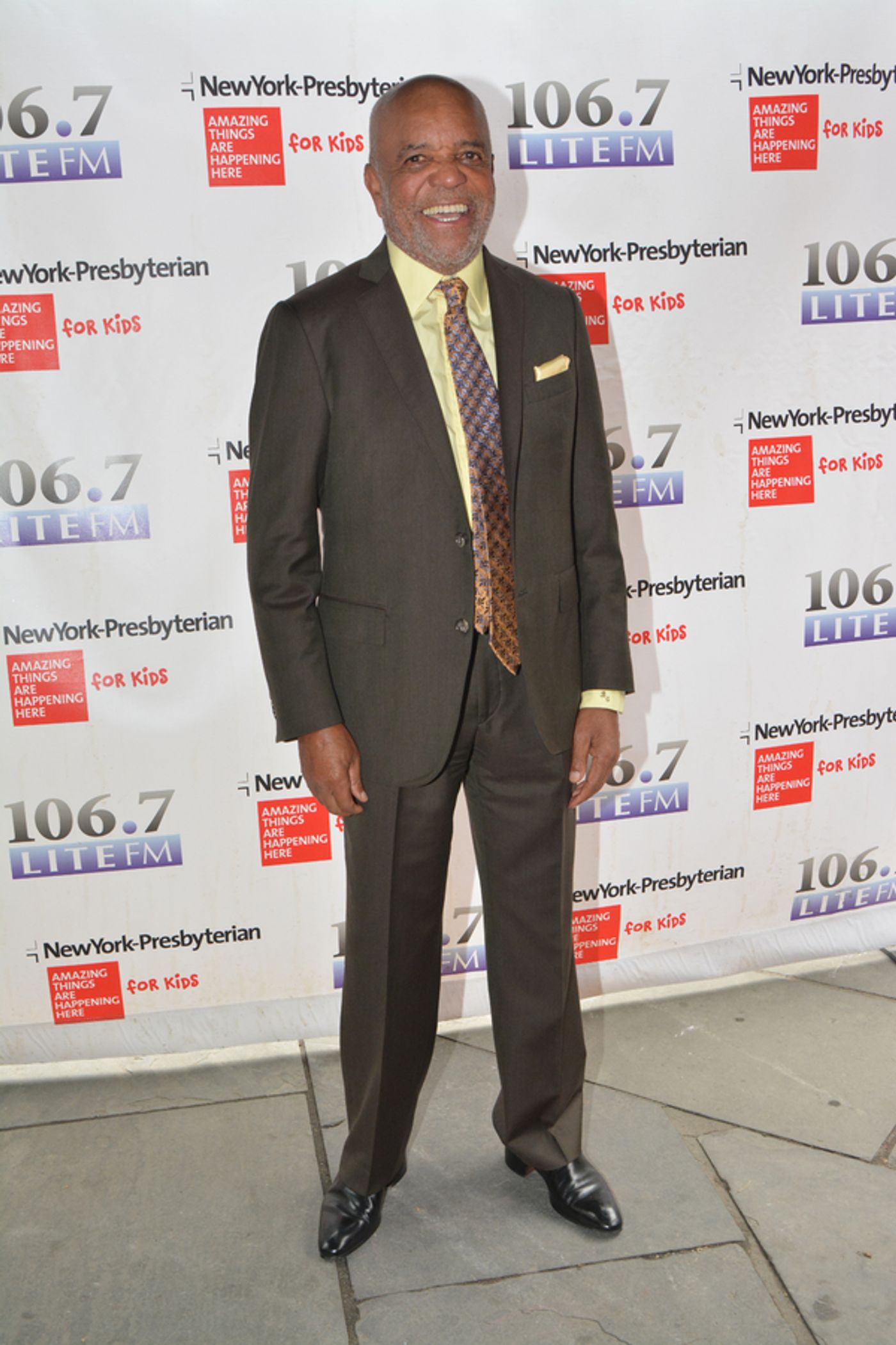 Photo Coverage: Casts of MOTOWN, CHICAGO & More Return to Broadway in Bryant Park!  Image