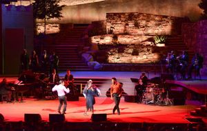 Loretta Devine with Full Company @ BroadwayWorld Loretta Devine with Full Company Photo