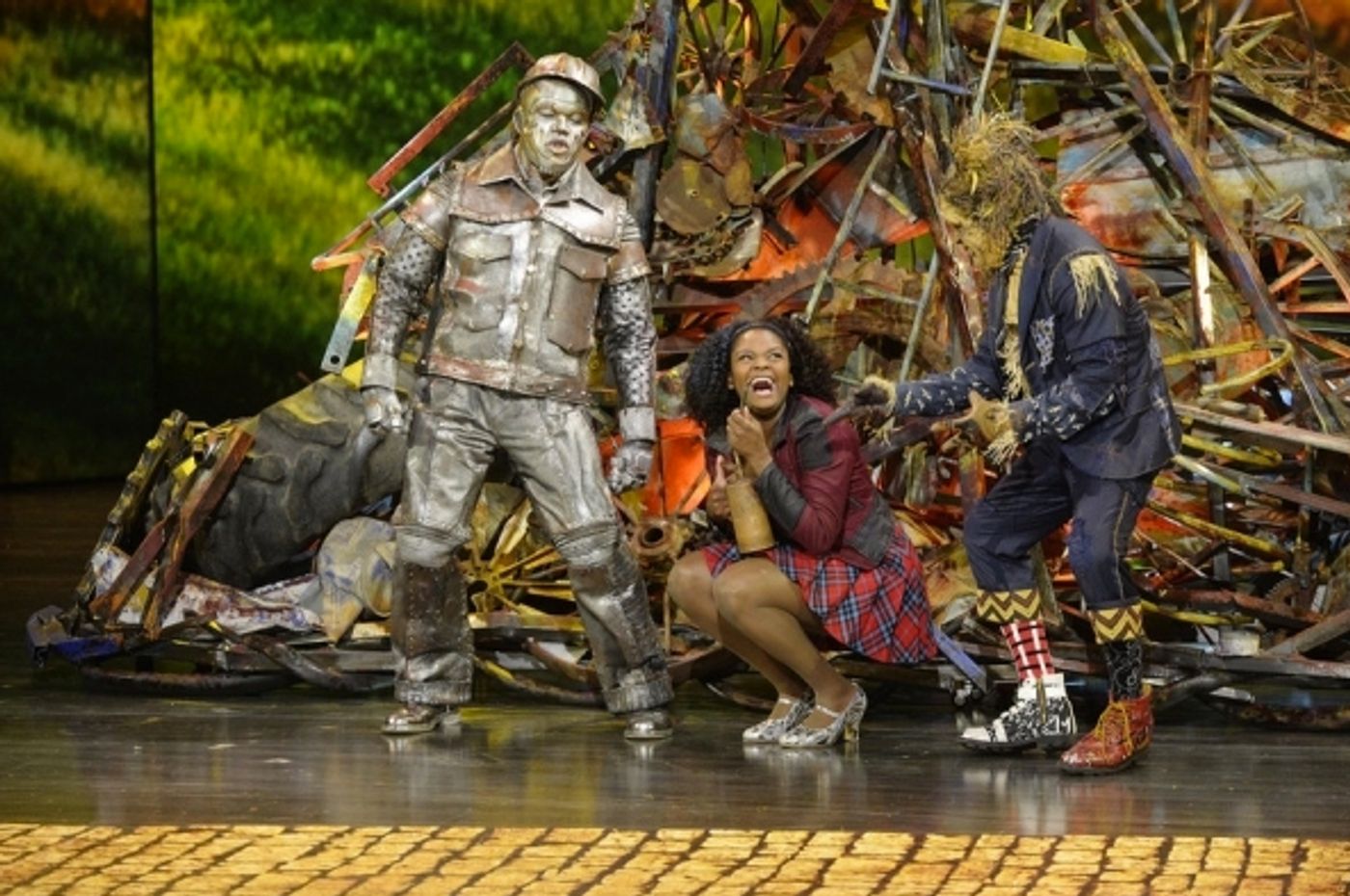 THE WIZ LIVE!'s Paul Tazewell Wins Creative Emmy Award for Best Costumes  Image