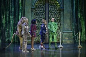 David Alan Grier as Lion, Shanice Williams as Dorothy, Elijah Kelley as Scarecrow, Co Photo