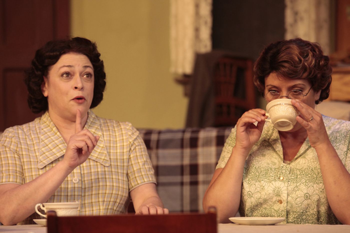 Photo Flash: First Look at BRIGHTON BEACH MEMOIRS, Opening Tonight at Virginia Rep  Image