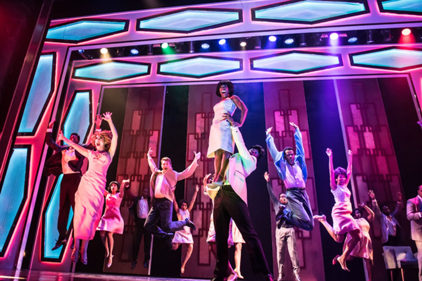 Photo Flash: First Look at DREAMGIRLS at Virginia Rep  Image