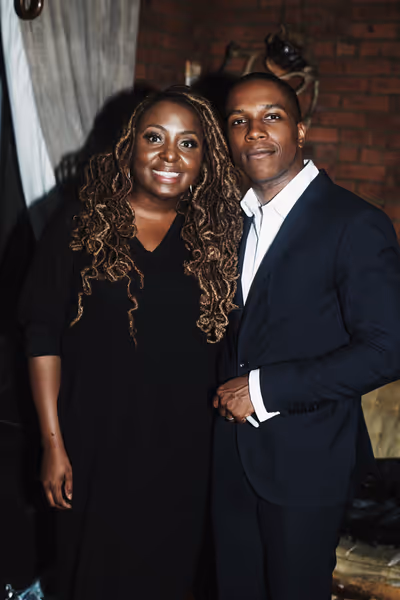 Surprise guest star Ledisi and Leslie Odom Jr. Photo