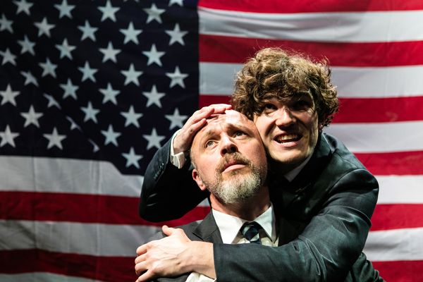 Photos: First Look at Fra Fee and More in THE FIX at Union Theatre — photo 4 of 9