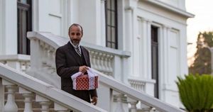 Raymond-Kym Suttle @ BroadwayWorld Raymond-Kym Suttle Photo