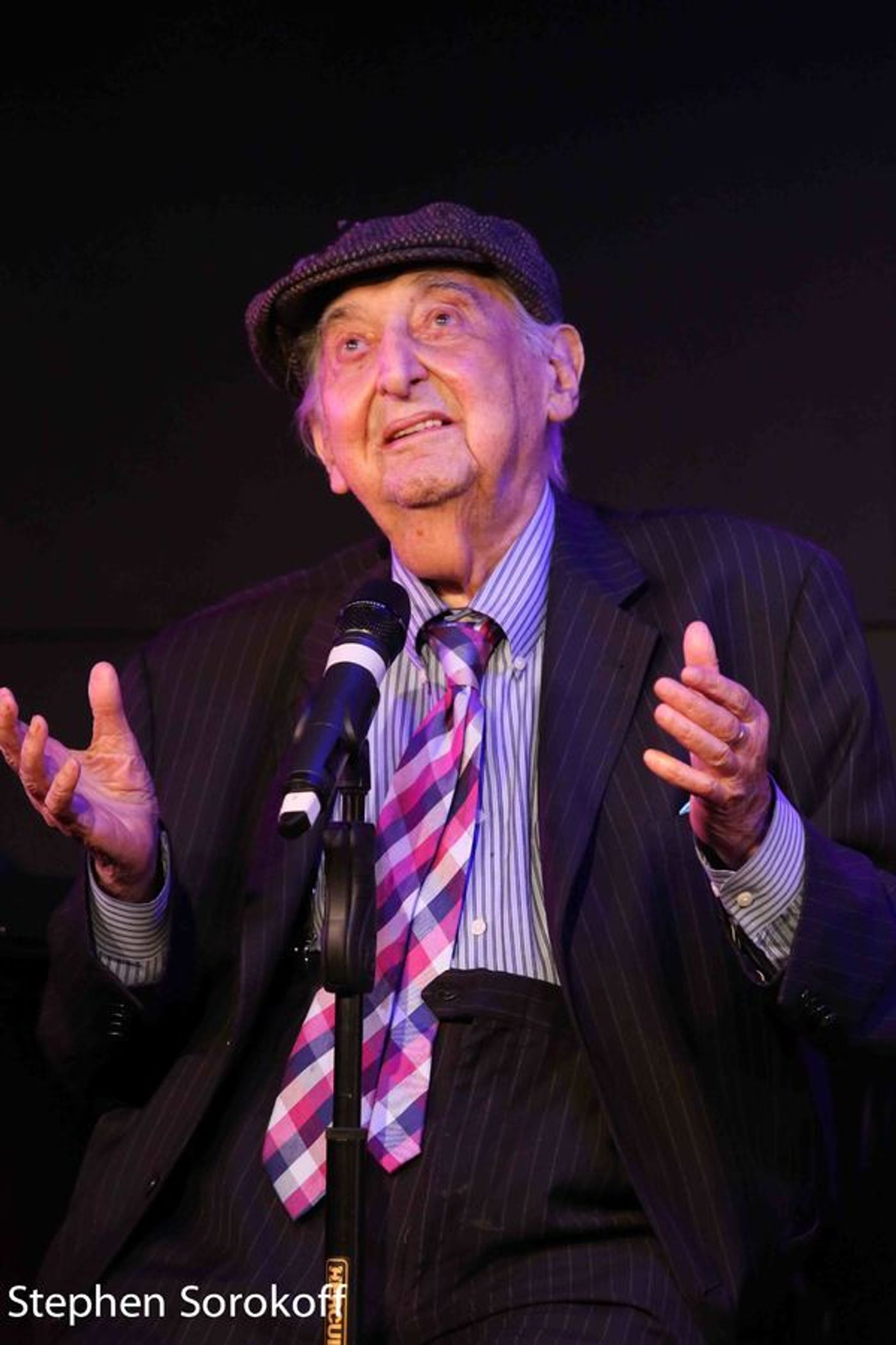 Photo Coverage: Fyvush Finkel Plays Mr. Finn's Cabaret  Image