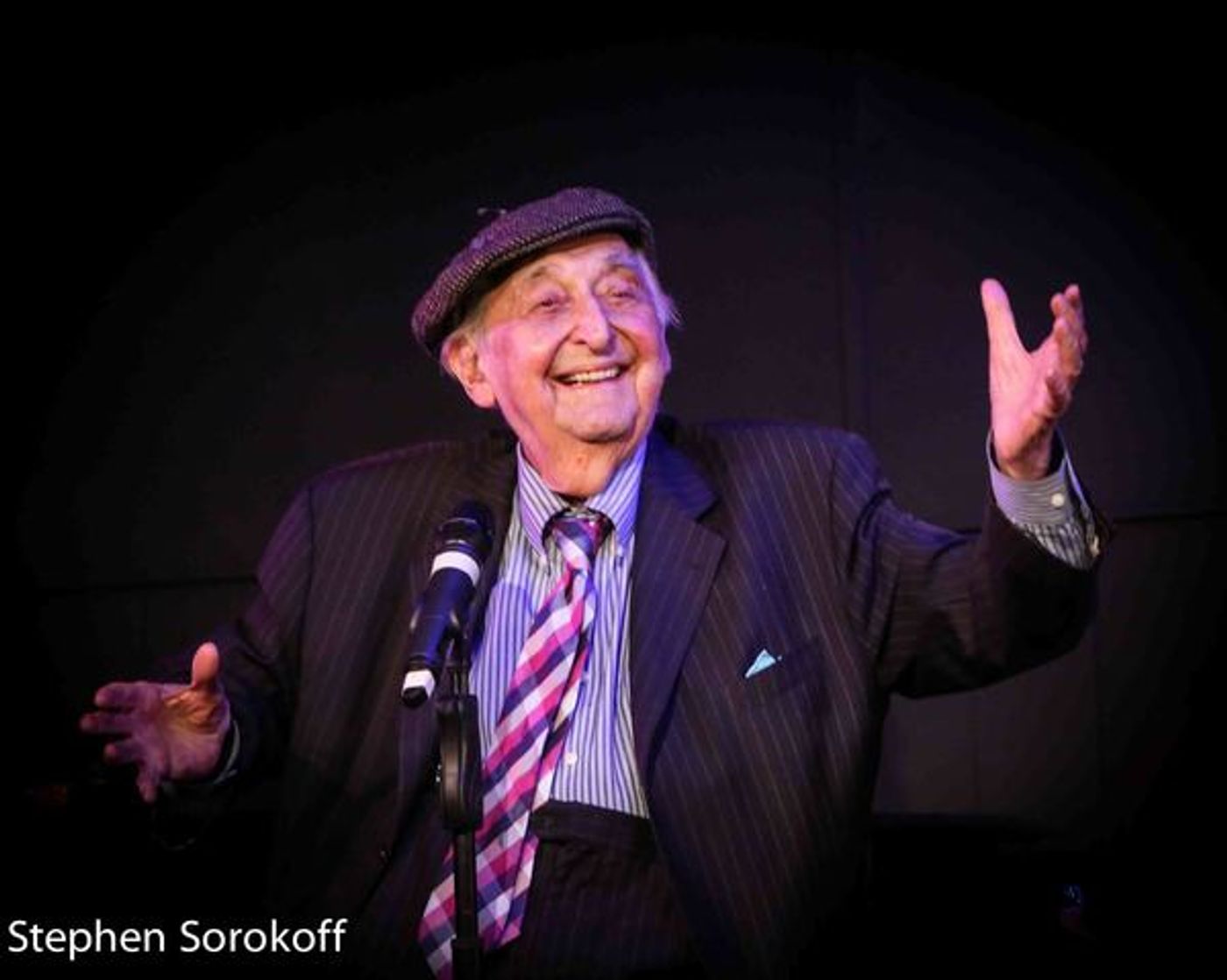 Photo Coverage: Fyvush Finkel Plays Mr. Finn's Cabaret  Image