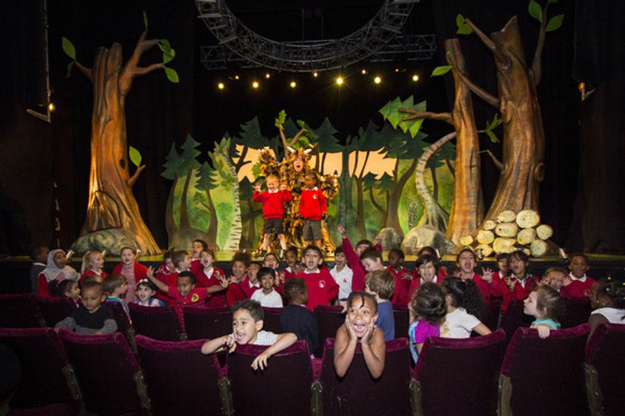 Photo Flash: THE GRUFFALO Welcomes Schoolchildren to the Theatre Image