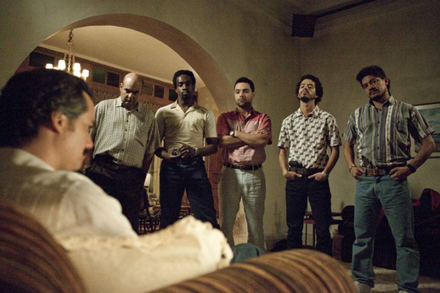Photo Flash: Netflix Releases First Look Images of NARCOS Season 2 Image