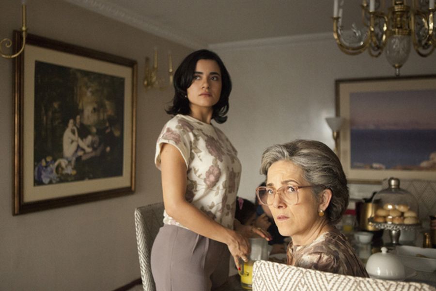 Photo Flash: Netflix Releases First Look Images of NARCOS Season 2 Image