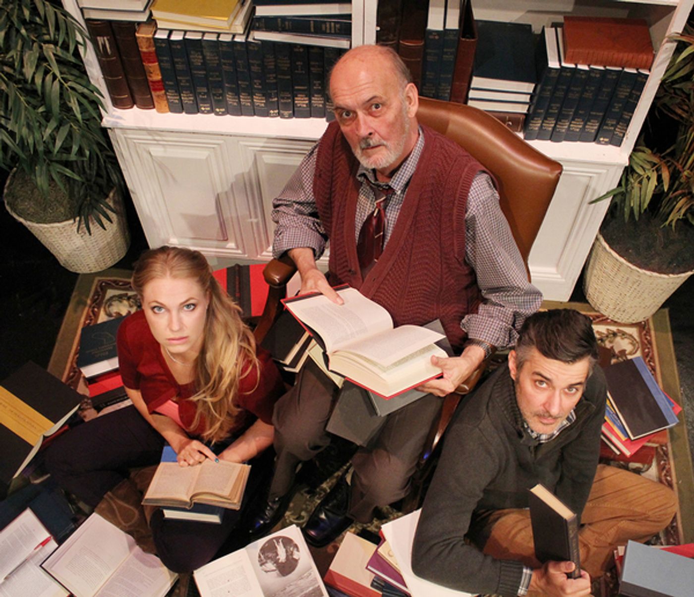 Photo Flash: Meet the Cast of THE NOVELIST at Theatre Three  Image