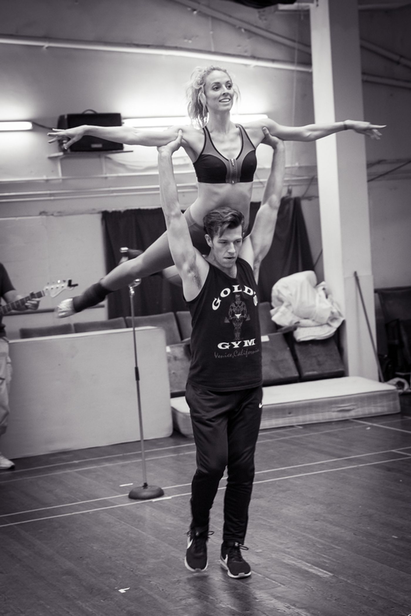 Photo Flash:  DIRTY DANCING On Tour In Rehearsal  Image