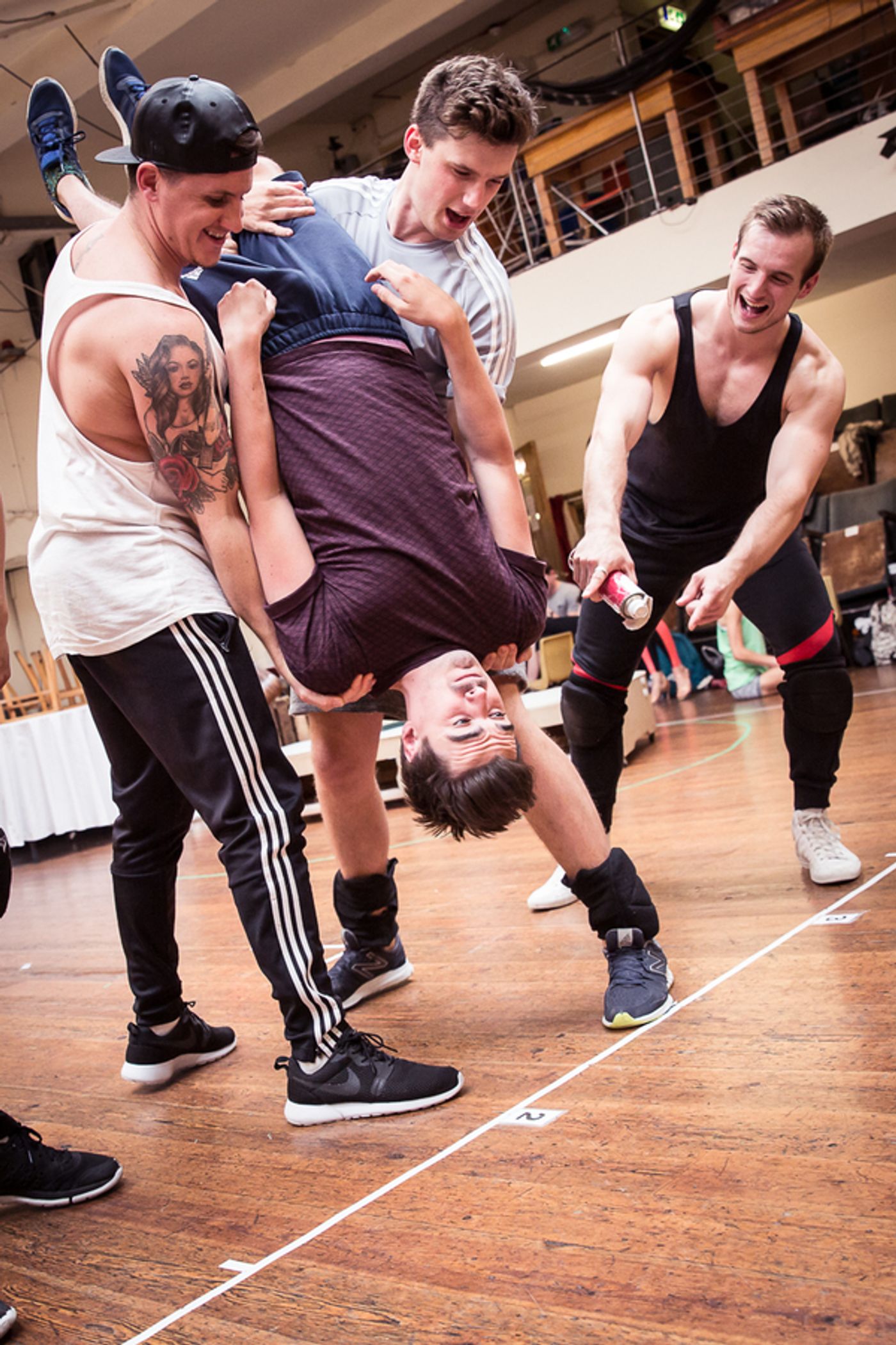 Photo Flash:  DIRTY DANCING On Tour In Rehearsal  Image