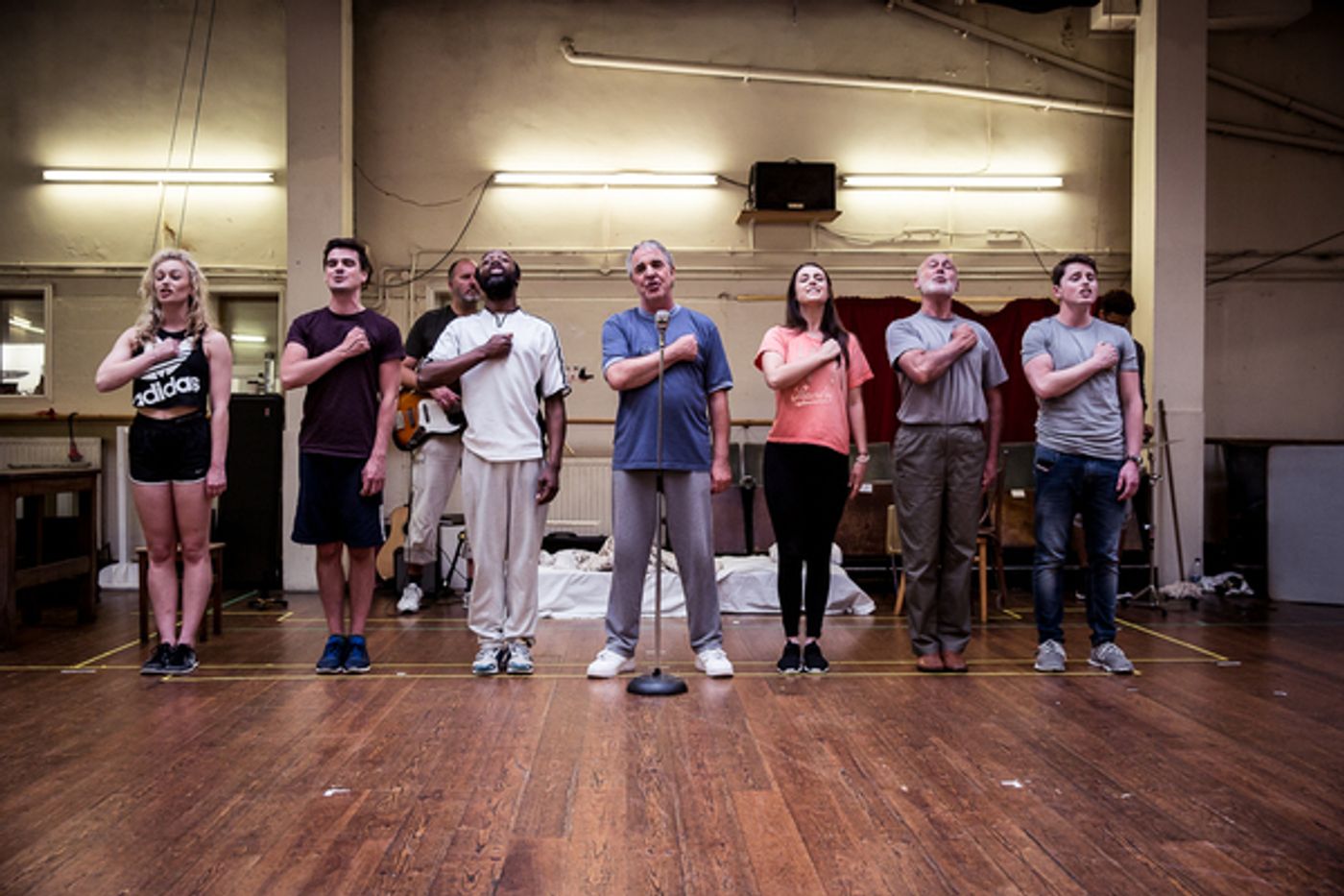 Photo Flash:  DIRTY DANCING On Tour In Rehearsal  Image