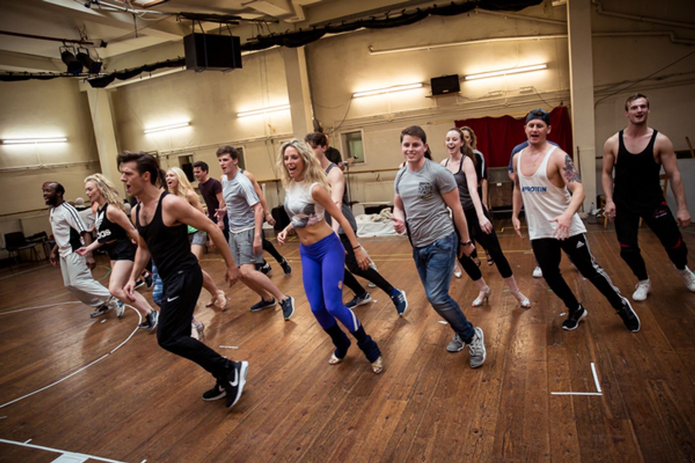 Photo Flash:  DIRTY DANCING On Tour In Rehearsal  Image