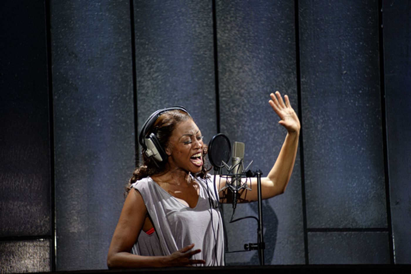 Photo Flash: First Look at Beverley Knight and Ben Richards in West End's THE BODYGUARD  Image