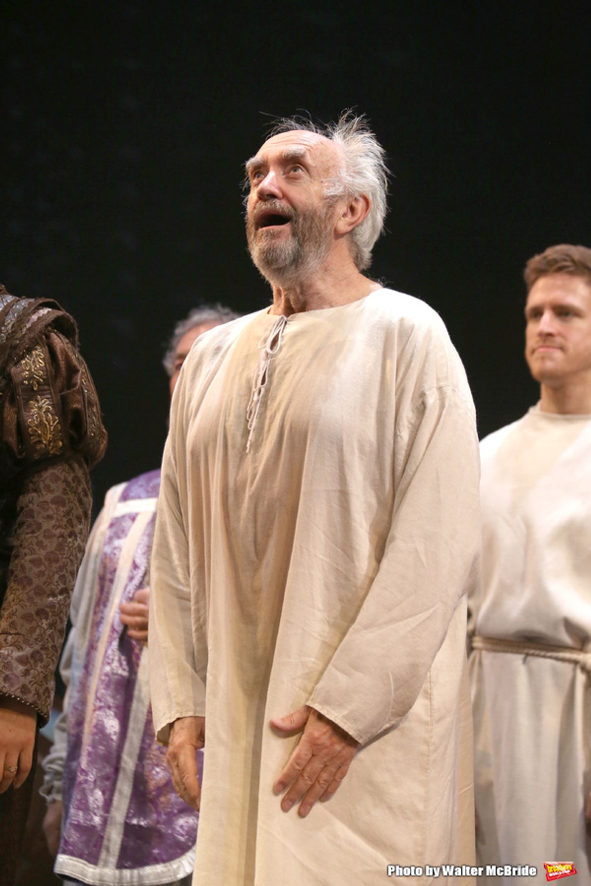 Jonathan Pryce and cast  at 