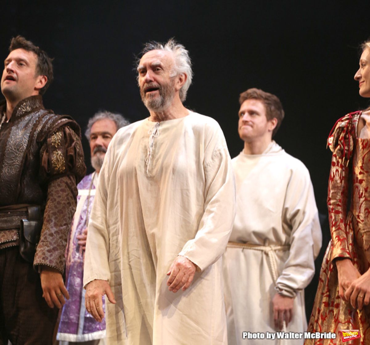 Jonathan Pryce and cast  at 