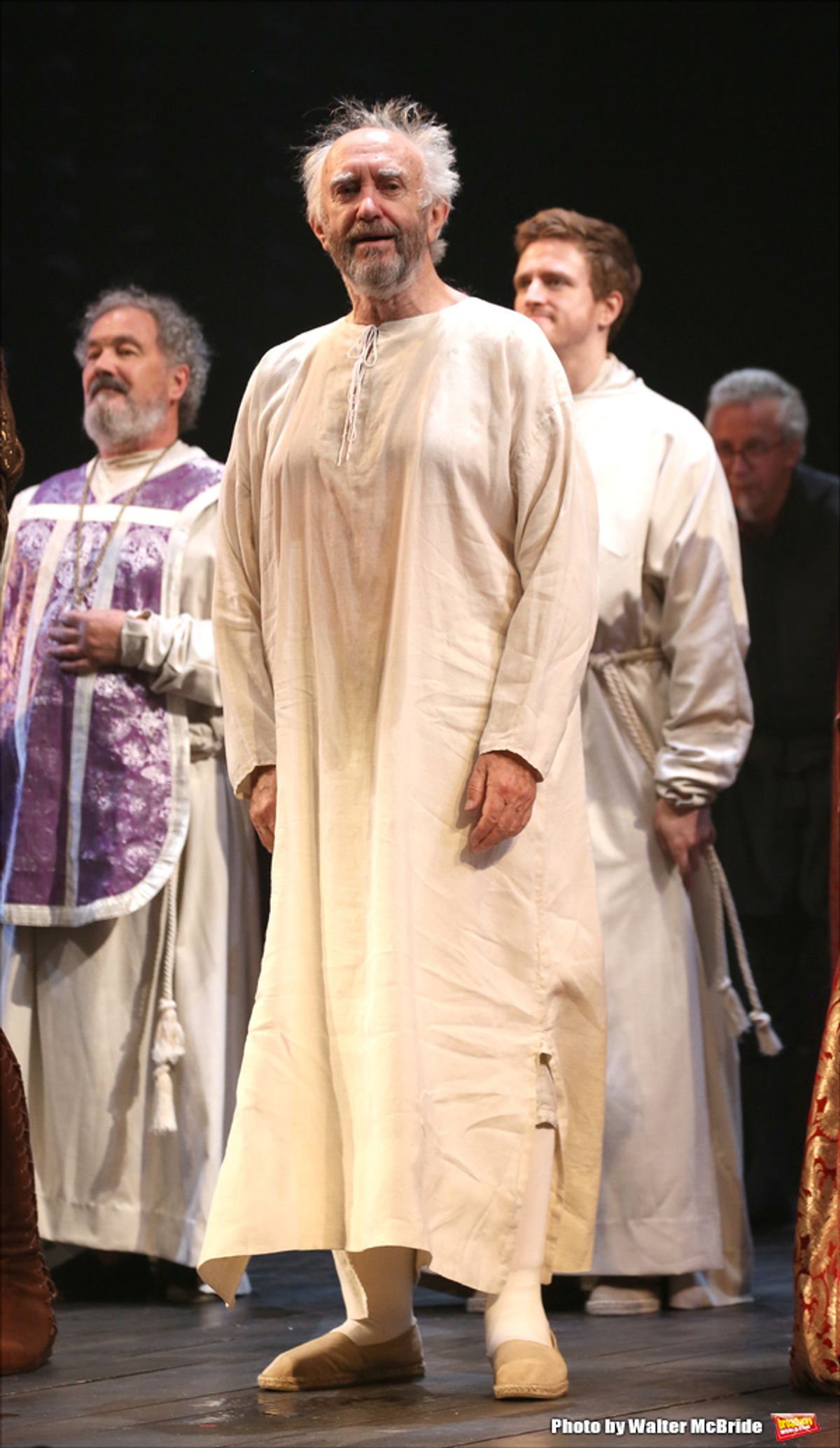 Jonathan Pryce and cast at 