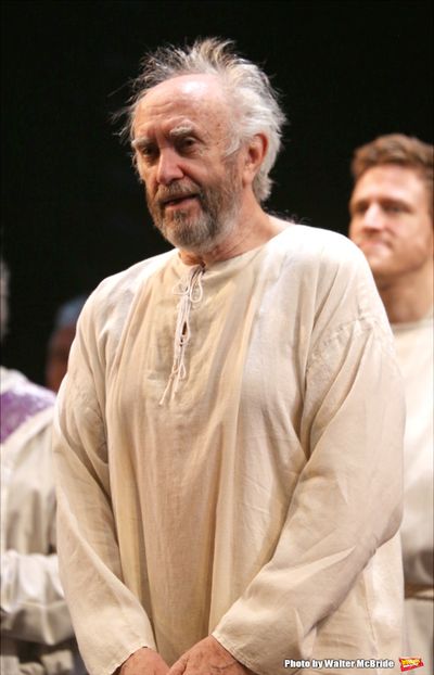Jonathan Pryce Photo