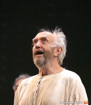 Jonathan Pryce Photo
