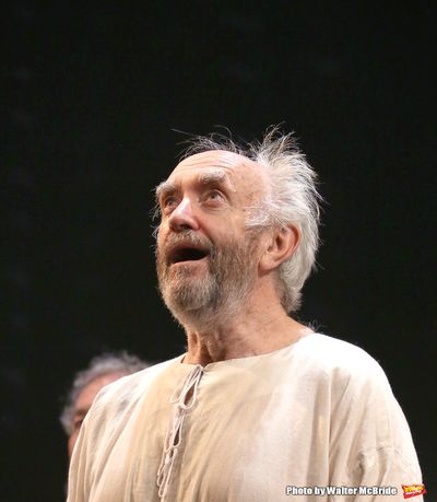 Jonathan Pryce Photo