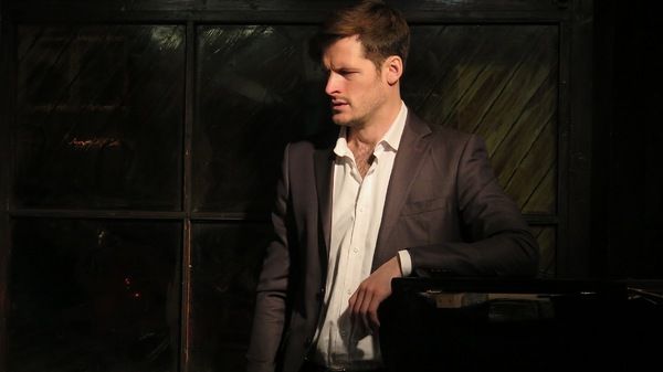 Nick Dwyer                           Photo