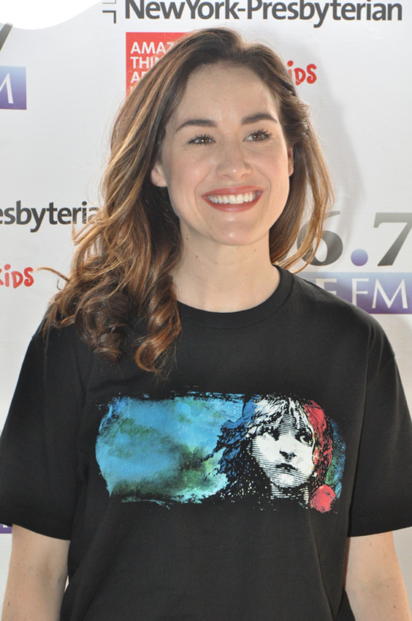 Photo Coverage: Casts of PARAMOUR, LES MIZ & More Bring it Home to Bryant Park  Image