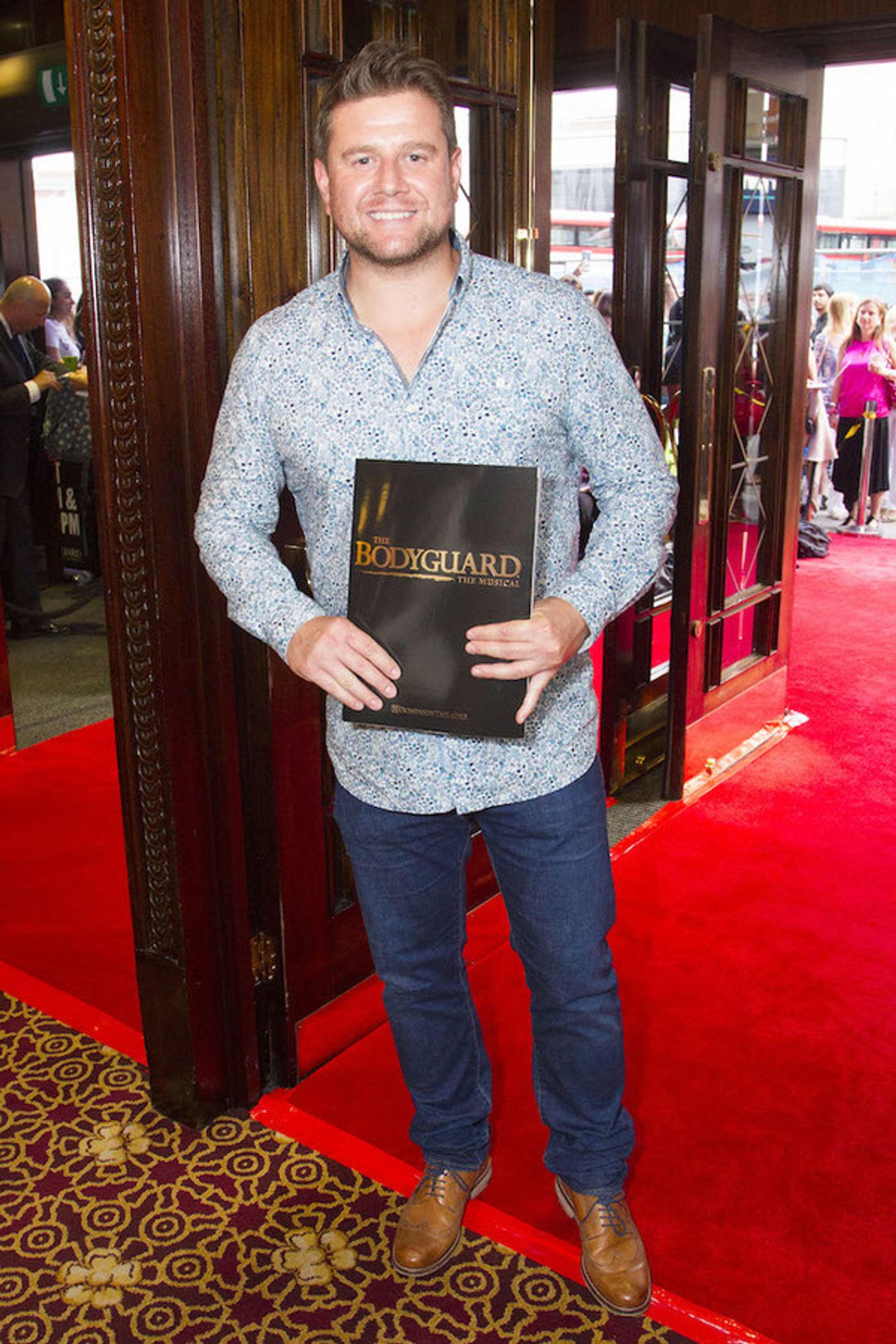 Photo Flash: Celebrities Attend THE BODYGUARD Gala Performance Image