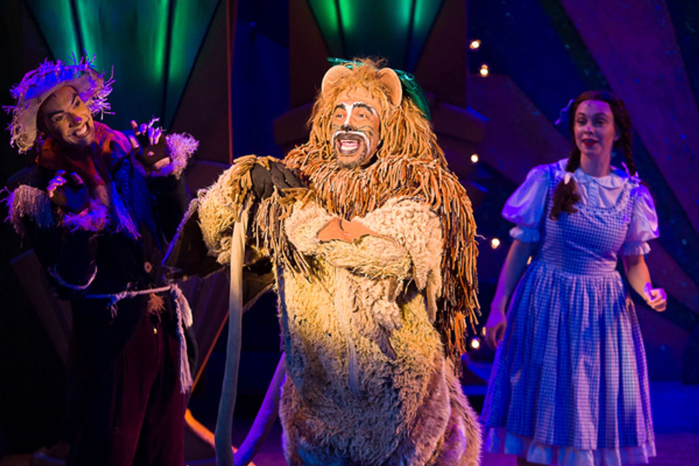 Photo Flash: First Look at THE WIZARD OF OZ at Theatre By The Sea  Image