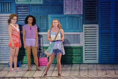 Sara Gallo, Raven Thomas and Brittany Zeinstra Photo