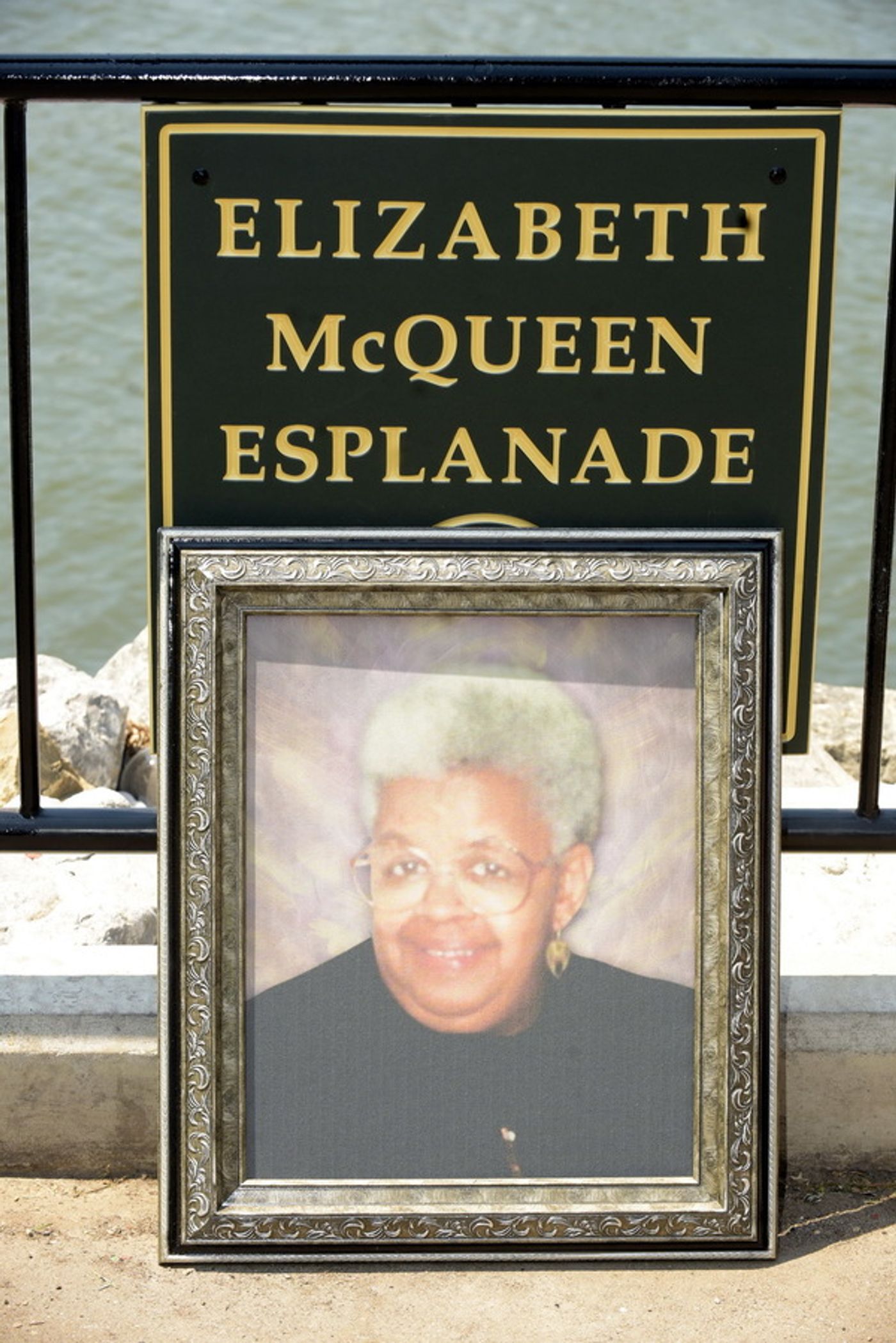 Photo Flash: Queensbridge Park Esplanade Named for Local Advocate Elizabeth McQueen Photo Flash: Queensbridge Park Esplanade Named for Local Advocate Elizabeth McQueen Image