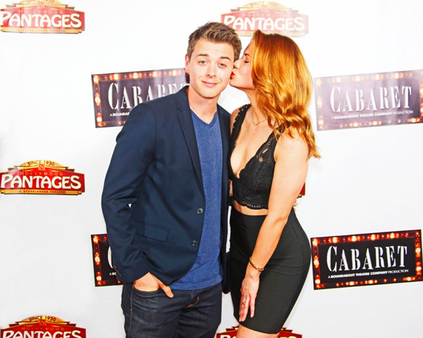 Photo Flash: Jane Seymour, Loretta Divine, Joey Fatone and More on the CABARET Red Carpet at the Pantages Photo Flash: Jane Seymour, Loretta Divine, Joey Fatone and More on the CABARET Red Carpet at the Pantages Image