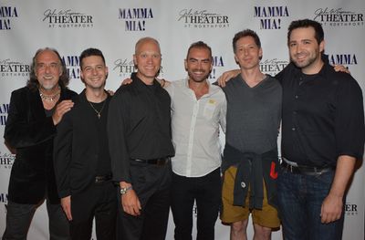  James Olmstead with the orchestra-Alexander Roving (Conductor/Keyboard), Anthony Bri Photo