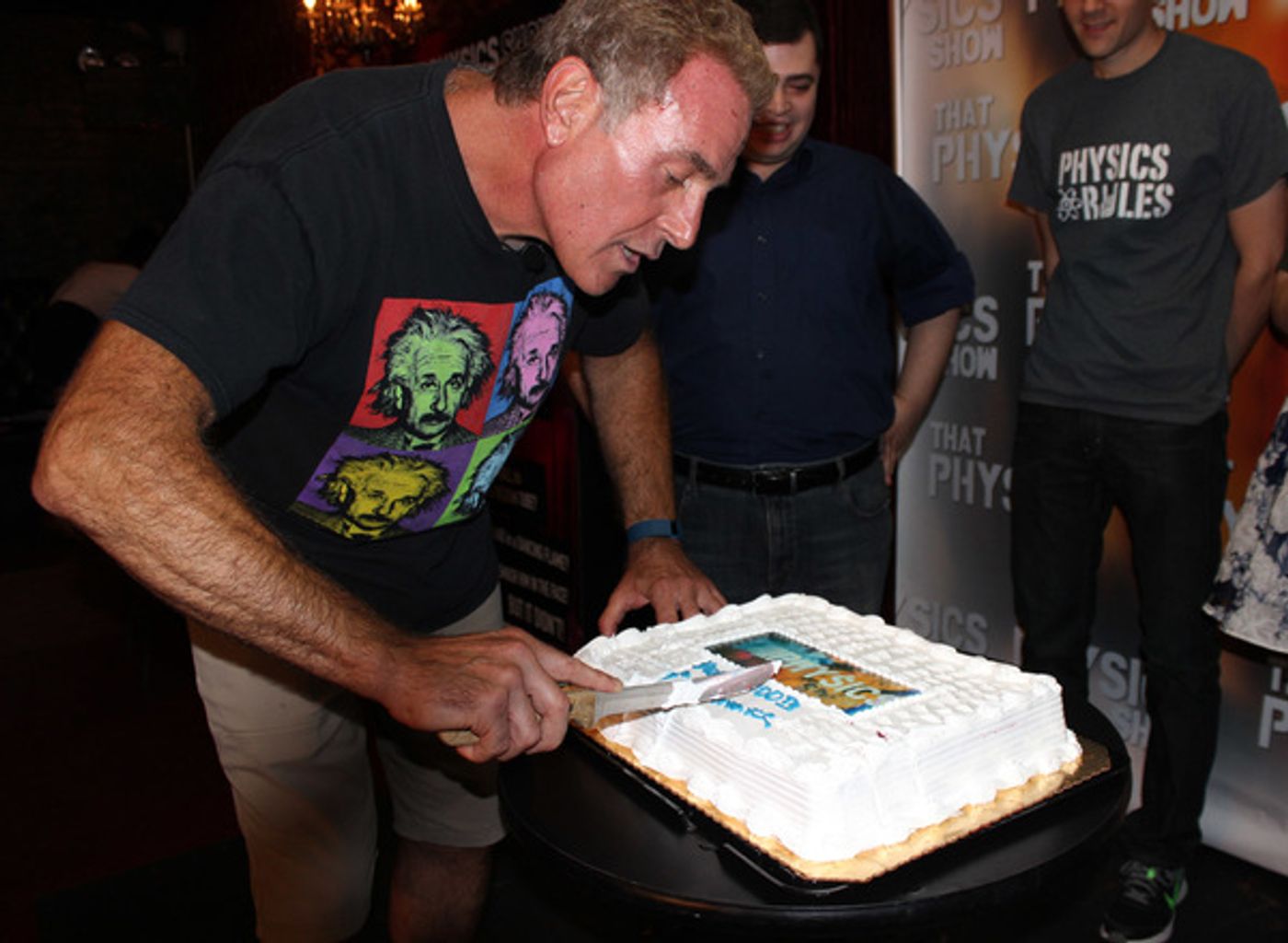 Photo Flash: THAT PHYSICS SHOW Celebrates 100th Performance Off-Broadway  Image