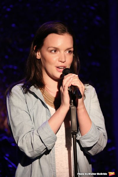 Jennifer Damiano Photo