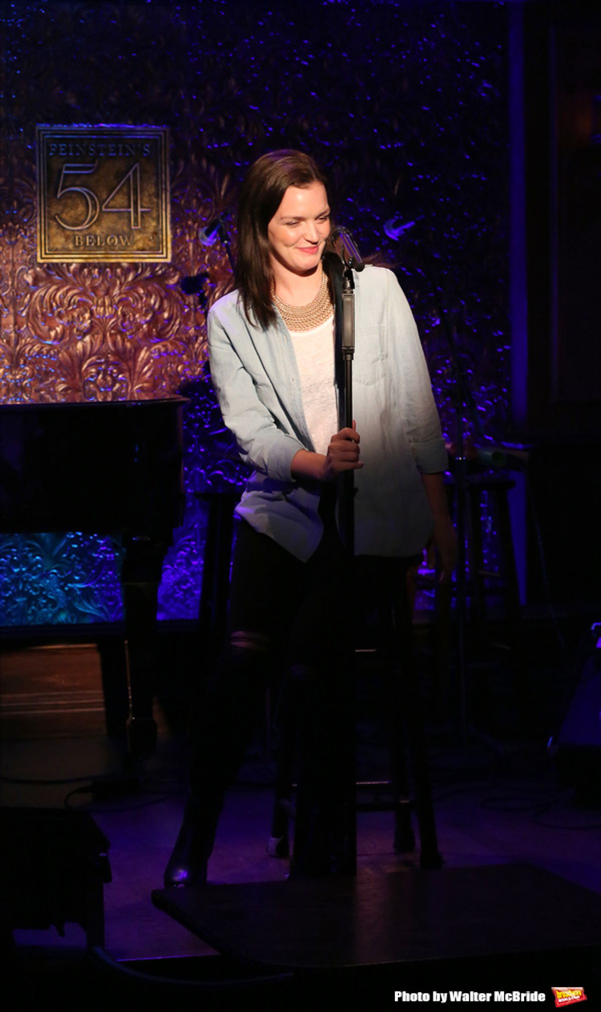 Jennifer Damiano at 