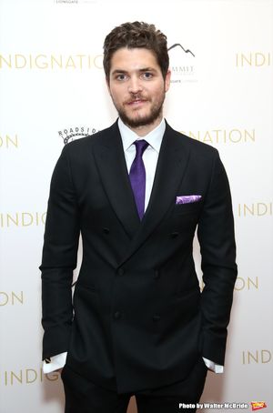 Philip Ettinger @ BroadwayWorld Philip Ettinger Photo